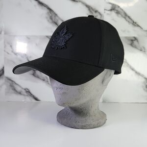Maple Leaf Hat New Era Black Cap with Leaf Design